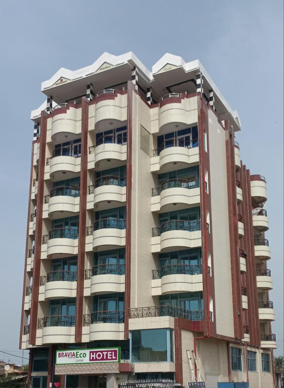 Bravia Eco Hotel Ломе Экстерьер фото